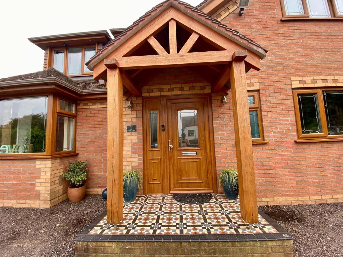 Countryside Family Home Кейншам Екстериор снимка